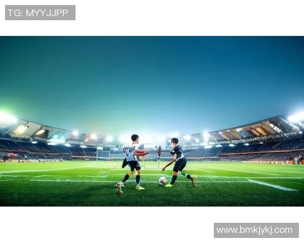 精彩足球巨星4K高清壁纸横屏展示尽显球场魅力与运动风采 精彩足球巨星4K高清壁纸横屏展示尽显球场魅力与运动风采